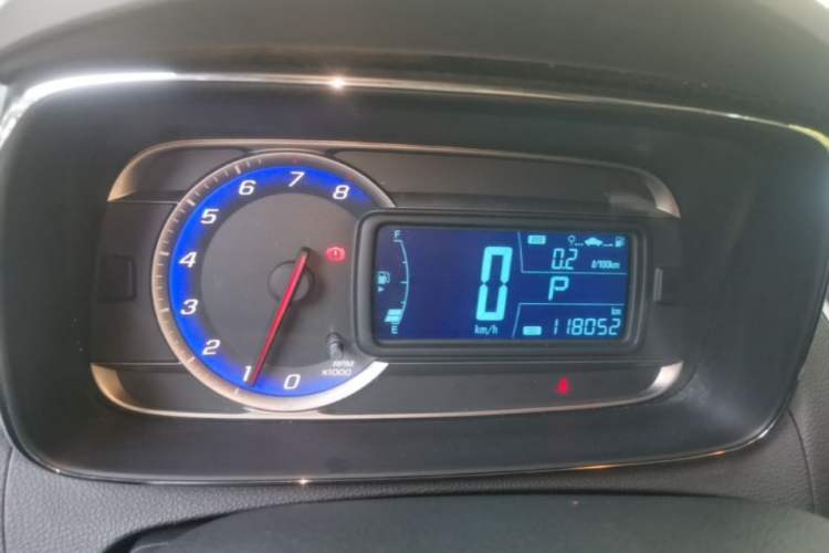 Used Chevrolet Trax 2014 1.4T Automatic Two-Wheel Drive Comfort Version Instrument Cluster