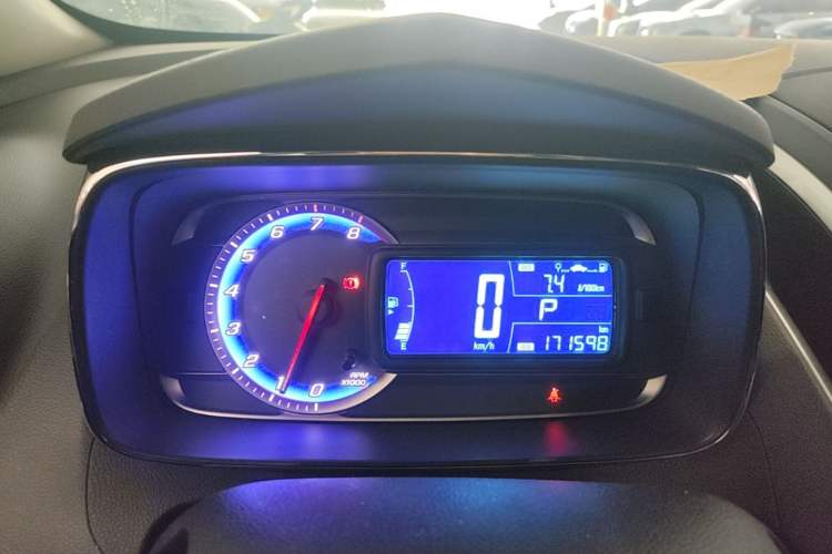 Used Chevrolet Trax 2014 1.4T Automatic Two-Wheel Drive Comfort Version Instrument Cluster