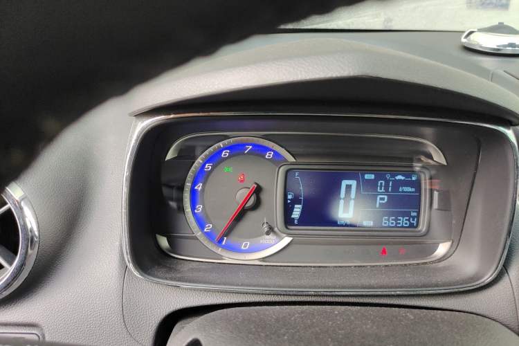 Used Chevrolet Trax 2014 1.4T Automatic Two-Wheel Drive Luxury Model Instrument Cluster