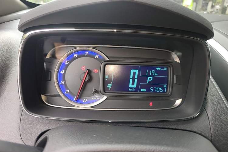 Used Chevrolet Trax 2014 1.4T Automatic Two-Wheel Drive Luxury Model Instrument Cluster