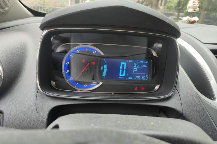 Used Chevrolet Trax 2014 1.4T Automatic Two-Wheel Drive Luxury Model Instrument Cluster