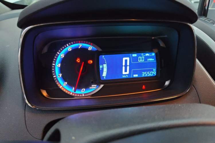 Used Chevrolet Trax 2014 1.4T Manual Two-Wheel Drive Comfort Model Instrument Cluster