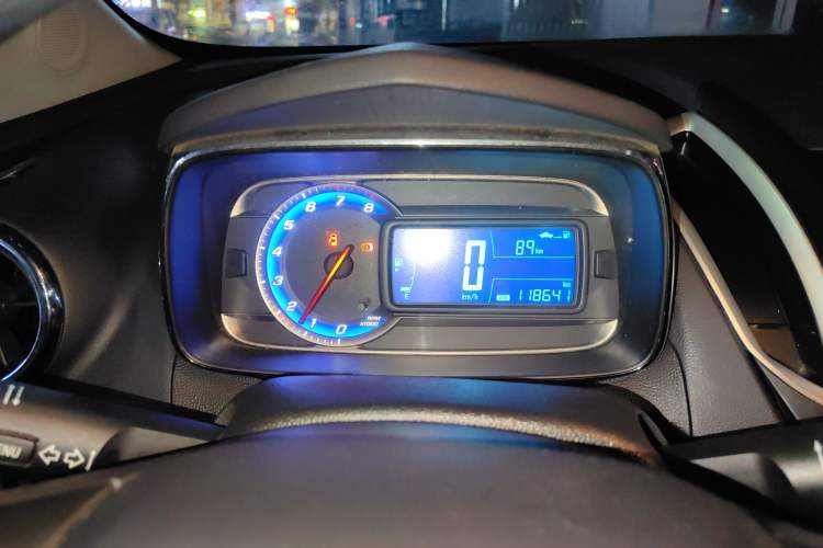 Used Chevrolet Trax 2014 1.4T Manual Two-Wheel Drive Comfort Model Instrument Cluster
