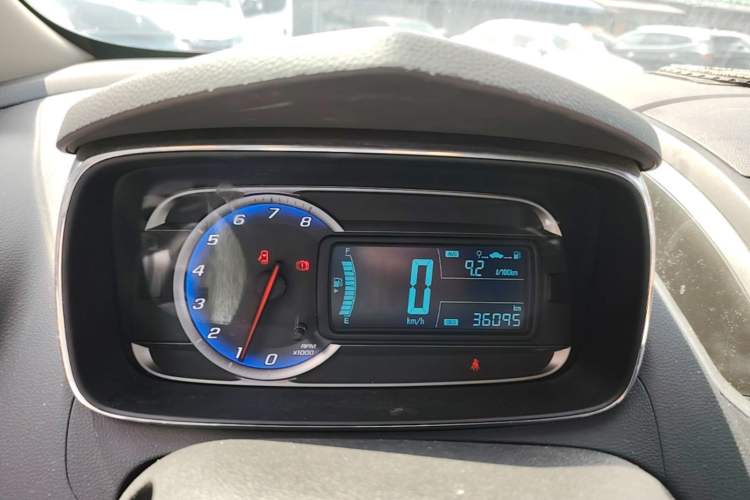 Used Chevrolet Trax 2014 1.4T Manual Two-Wheel Drive Comfort Model Instrument Cluster