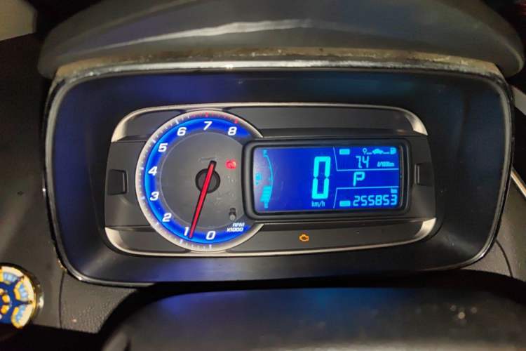 Used Chevrolet Trax 2014 1.4T Automatic Two-Wheel Drive Comfort Version Instrument Cluster