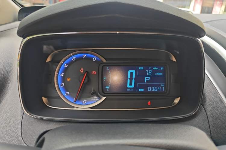 Used Chevrolet Trax 2014 1.4T Automatic Two-Wheel Drive Comfort Version Instrument Cluster