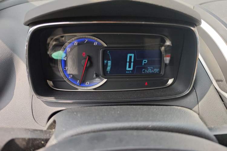 Used Chevrolet Trax 2014 1.4T Automatic Two-Wheel Drive Comfort Version Instrument Cluster