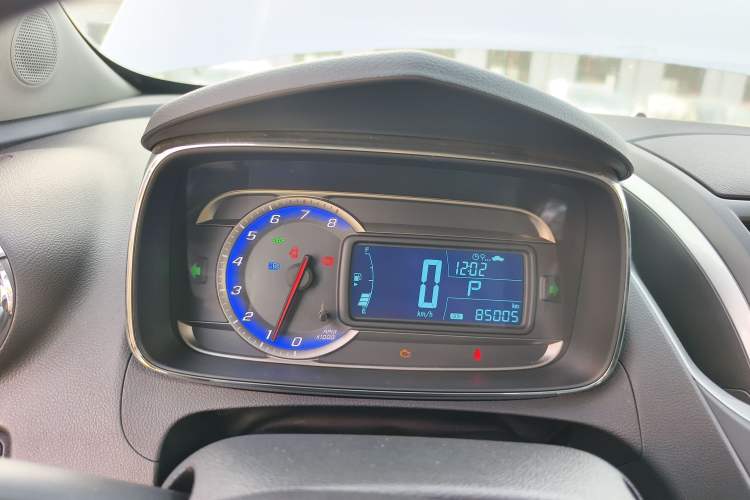 Used Chevrolet Trax 2014 1.4T Automatic Two-Wheel Drive Luxury Model Instrument Cluster