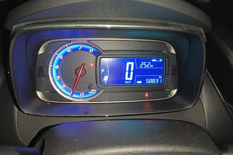 Used Chevrolet Trax 2014 1.4T Manual Two-Wheel Drive Comfort Model Instrument Cluster