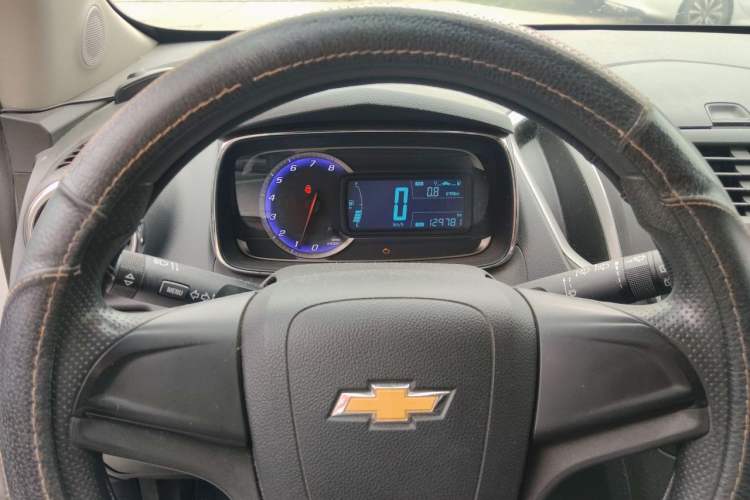 Used Chevrolet Trax 2014 1.4T Manual Two-Wheel Drive Comfort Model Instrument Cluster