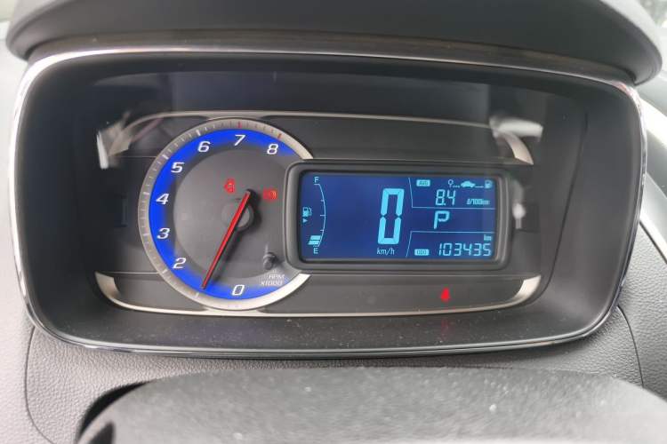 Used Chevrolet Trax 2014 1.4T Automatic Two-Wheel Drive Comfort Version Instrument Cluster