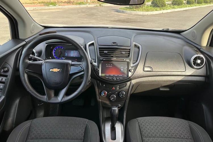 Used Chevrolet Trax 2014 1.4T Automatic Two-Wheel Drive Comfort Version Interior 1
