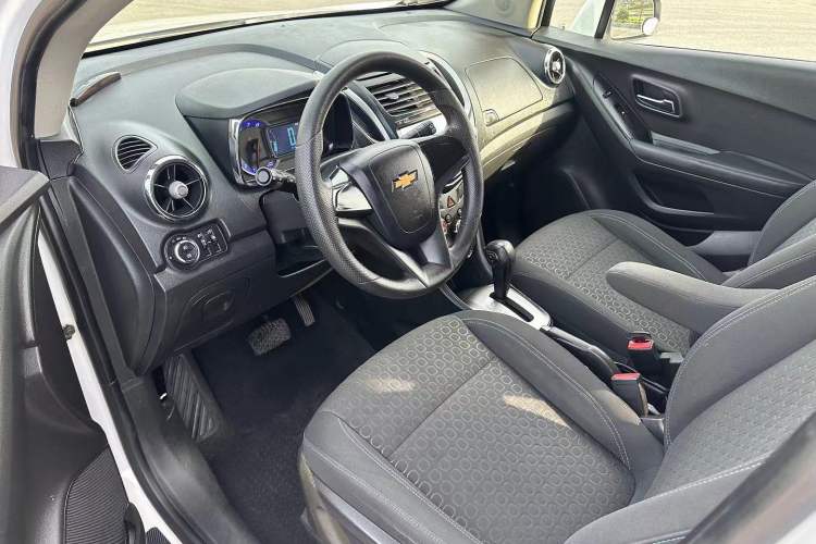 Used Chevrolet Trax 2014 1.4T Automatic Two-Wheel Drive Comfort Version Interior 2