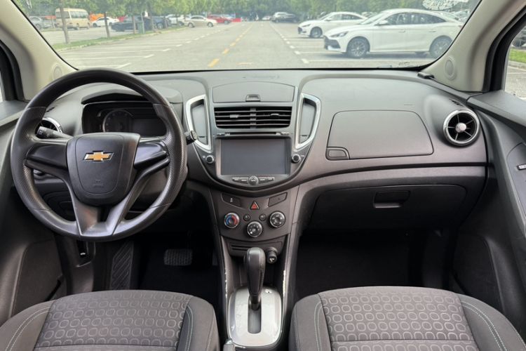 Used Chevrolet Trax 2014 1.4T Automatic Two-Wheel Drive Comfort Version Interior 3