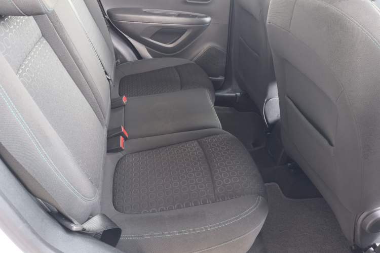 Used Chevrolet Trax 2014 1.4T Automatic Two-Wheel Drive Comfort Version Interior 4