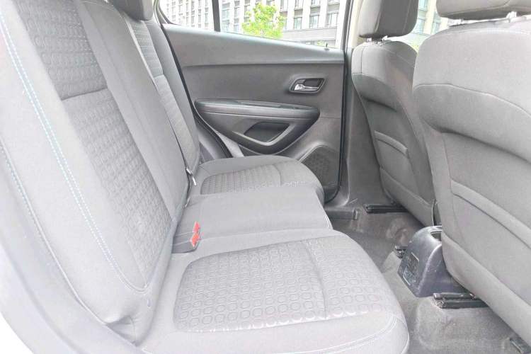 Used Chevrolet Trax 2014 1.4T Automatic Two-Wheel Drive Comfort Version Interior 7