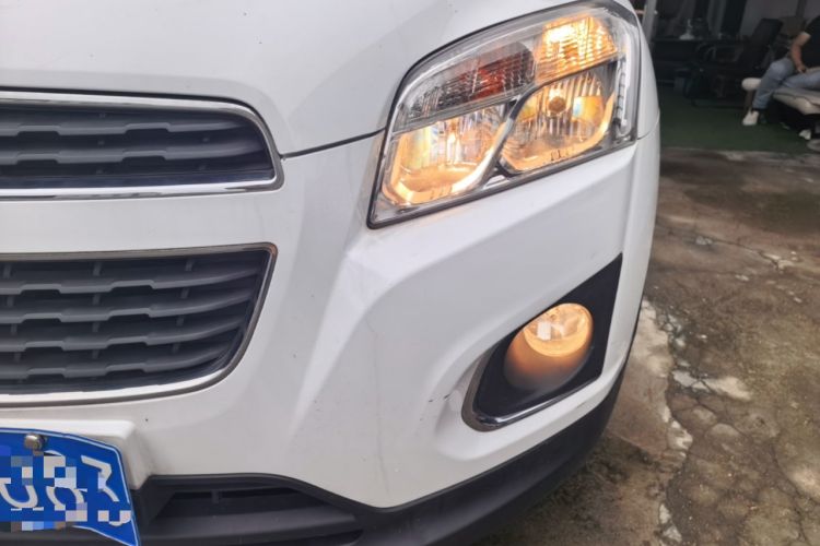 Used Chevrolet Trax 2014 1.4T Automatic Two-Wheel Drive Comfort Version Left Front Headlight