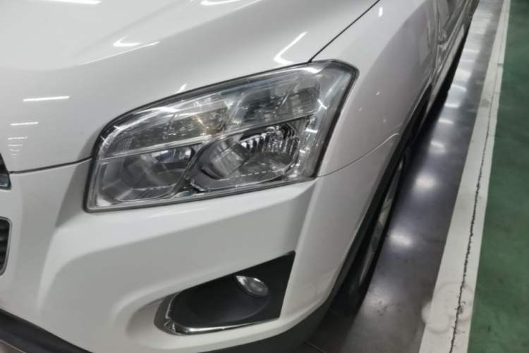 Used Chevrolet Trax 2014 1.4T Automatic All-Wheel Drive Flagship Version Left Front Headlight