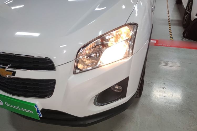 Used Chevrolet Trax 2014 1.4T Manual Two-Wheel Drive Comfort Model Left Front Headlight