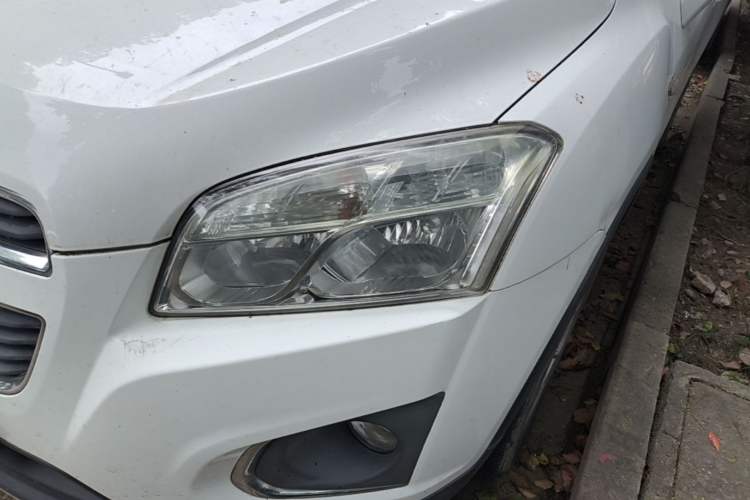 Used Chevrolet Trax 2014 1.4T Automatic Two-Wheel Drive Luxury Model Left Front Headlight