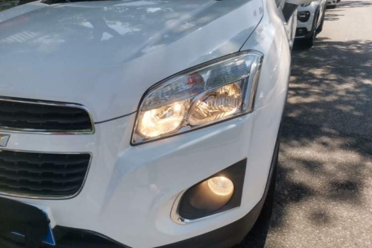 Used Chevrolet Trax 2014 1.4T Automatic Two-Wheel Drive Comfort Version Left Front Headlight