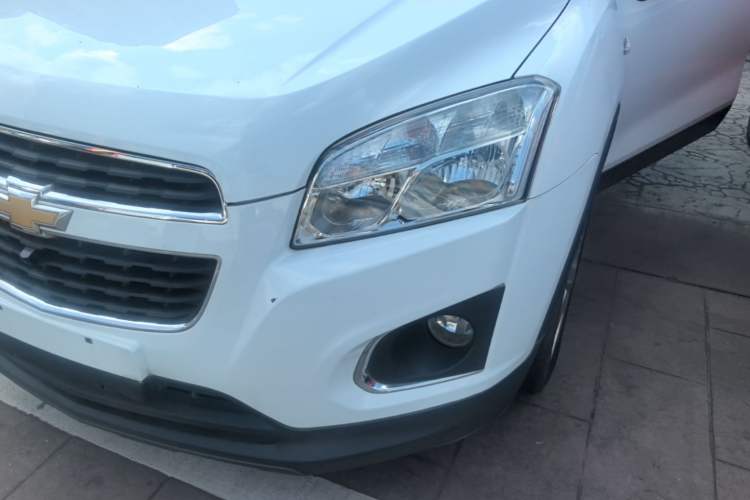 Used Chevrolet Trax 2014 1.4T Automatic Two-Wheel Drive Comfort Version Left Front Headlight