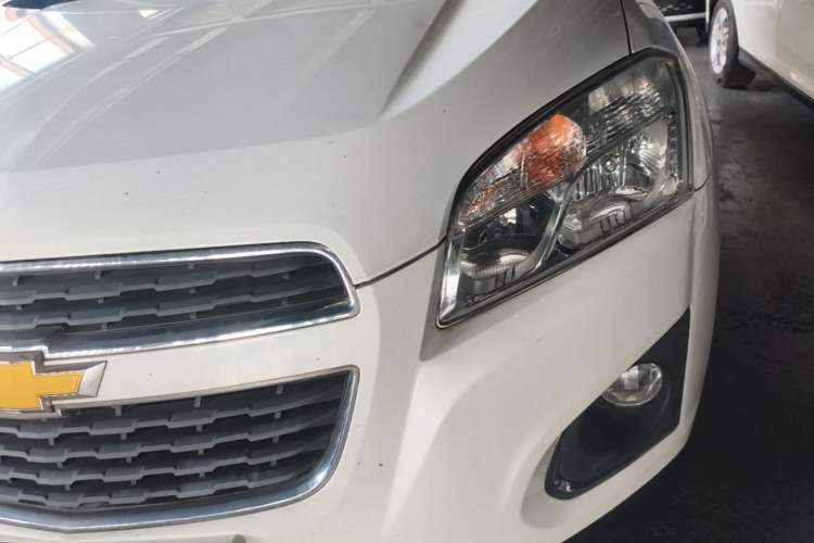 Used Chevrolet Trax 2014 1.4T Automatic Two-Wheel Drive Luxury Model Left Front Headlight