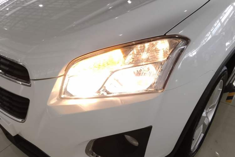 Used Chevrolet Trax 2014 1.4T Automatic Two-Wheel Drive Luxury Model Left Front Headlight
