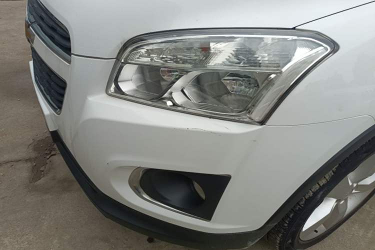 Used Chevrolet Trax 2014 1.4T Manual Two-Wheel Drive Comfort Model Left Front Headlight