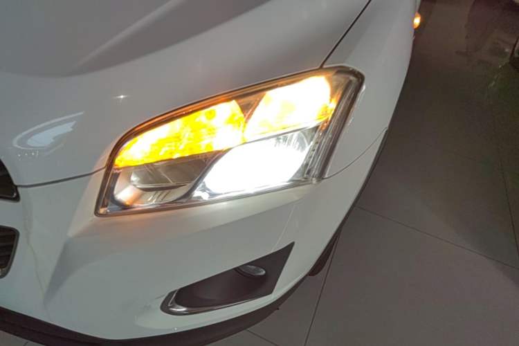 Used Chevrolet Trax 2014 1.4T Automatic Two-Wheel Drive Luxury Model Left Front Headlight