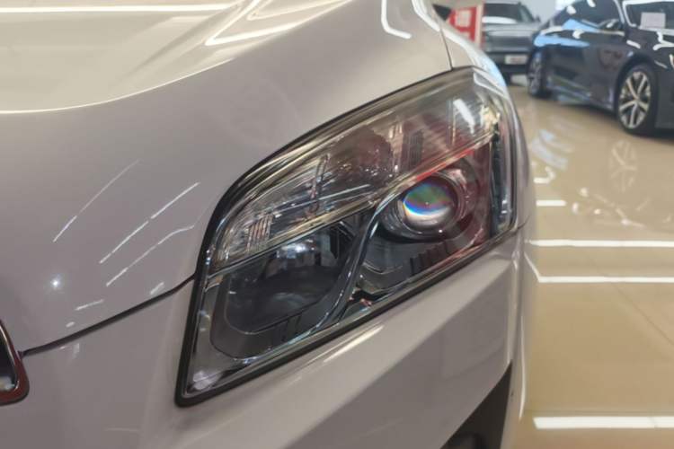 Used Chevrolet Trax 2014 1.4T Automatic Two-Wheel Drive Comfort Version Left Front Headlight