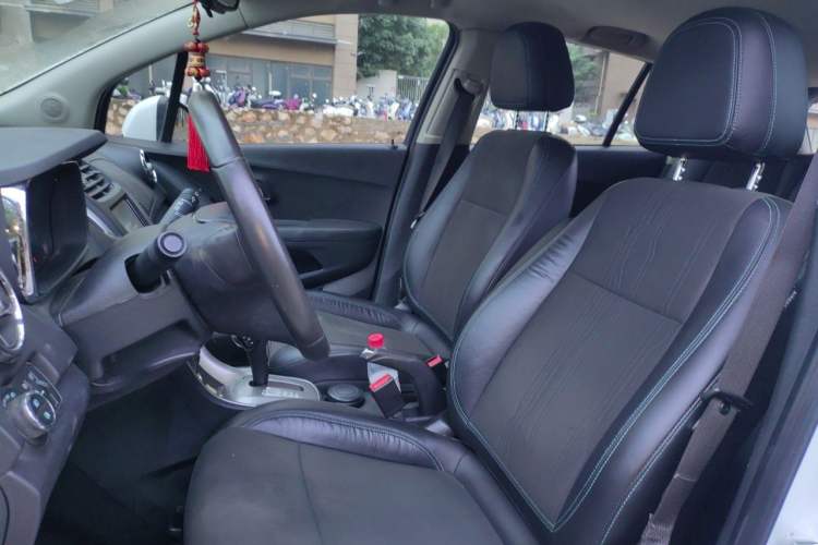 Used Chevrolet Trax 2014 1.4T Automatic Two-Wheel Drive Luxury Model Left Front Seat