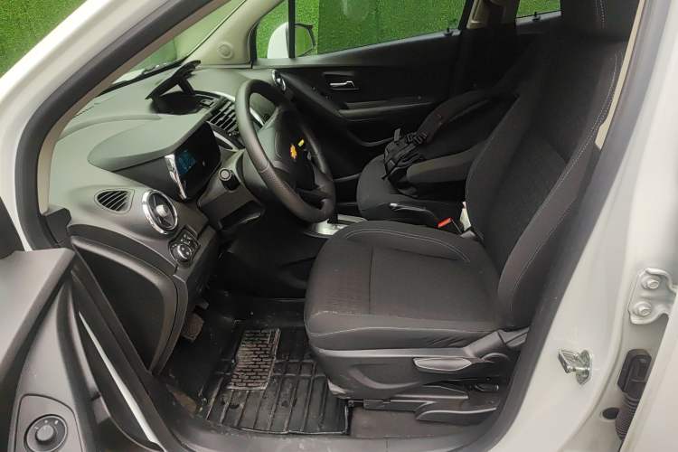 Used Chevrolet Trax 2014 1.4T Automatic Two-Wheel Drive Comfort Version Left Front Seat