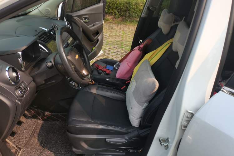 Used Chevrolet Trax 2014 1.4T Manual Two-Wheel Drive Comfort Model Left Front Seat