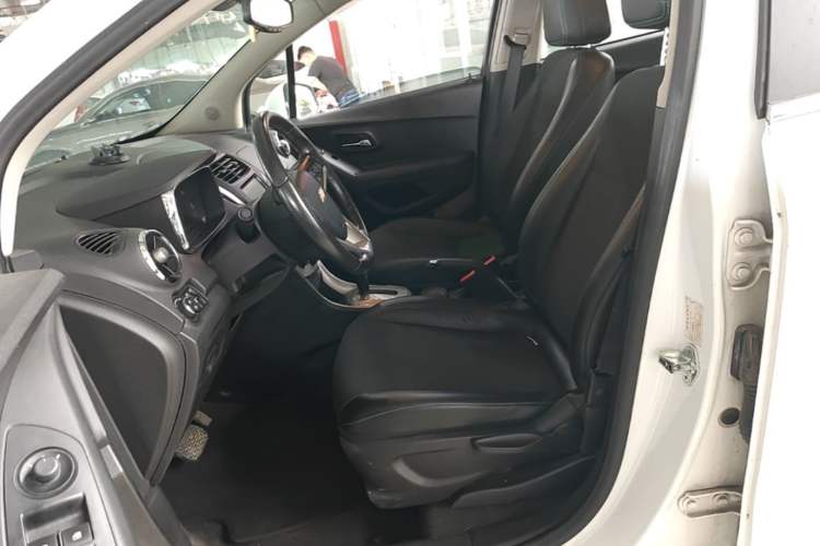 Used Chevrolet Trax 2014 1.4T Automatic Two-Wheel Drive Luxury Model Left Front Seat