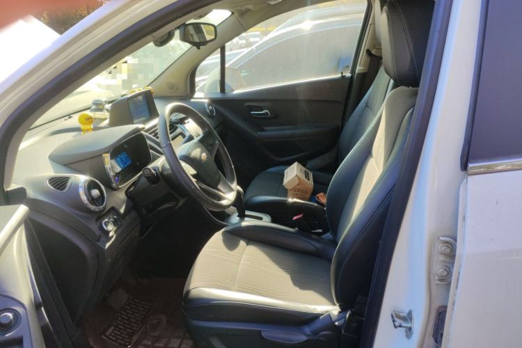 Used Chevrolet Trax 2014 1.4T Automatic Two-Wheel Drive Luxury Model Left Front Seat