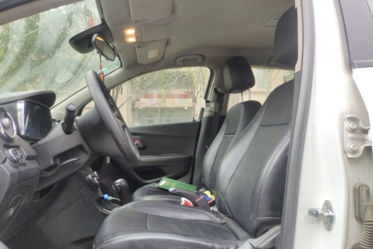 Used Chevrolet Trax 2014 1.4T Automatic Two-Wheel Drive Comfort Version Left Front Seat
