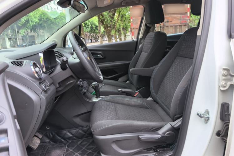 Used Chevrolet Trax 2014 1.4T Automatic Two-Wheel Drive Comfort Version Left Front Seat
