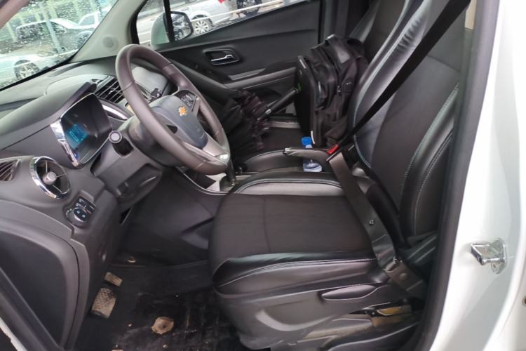 Used Chevrolet Trax 2014 1.4T Automatic Two-Wheel Drive Luxury Model Left Front Seat