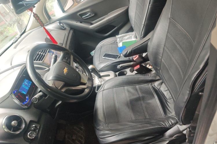 Used Chevrolet Trax 2014 1.4T Automatic Two-Wheel Drive Luxury Model Left Front Seat