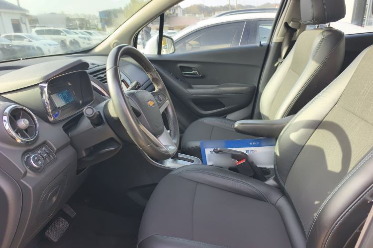 Used Chevrolet Trax 2014 1.4T Automatic Two-Wheel Drive Luxury Model Left Front Seat