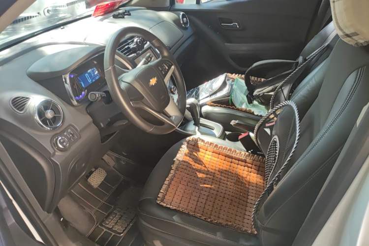 Used Chevrolet Trax 2014 1.4T Automatic Two-Wheel Drive Luxury Model Left Front Seat