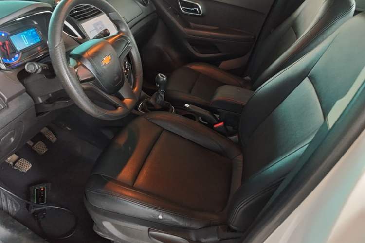Used Chevrolet Trax 2014 1.4T Manual Two-Wheel Drive Comfort Model Left Front Seat