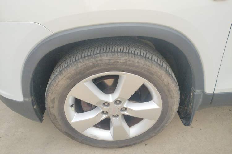 Used Chevrolet Trax 2014 1.4T Automatic All-Wheel Drive Flagship Version Left Front Wheel Hub