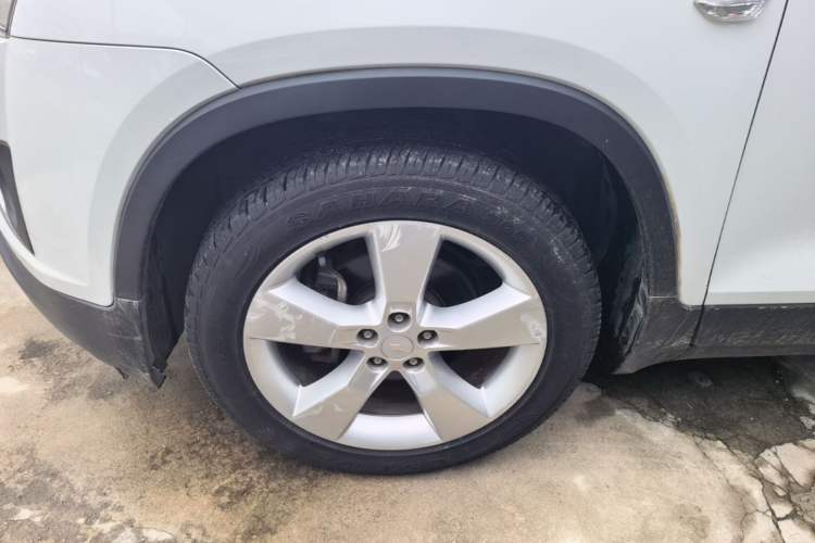 Used Chevrolet Trax 2014 1.4T Automatic Two-Wheel Drive Comfort Version Left Front Wheel Hub