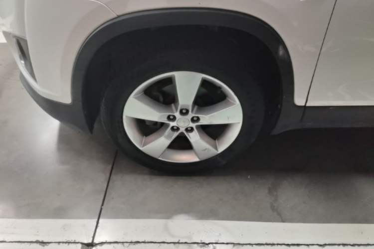 Used Chevrolet Trax 2014 1.4T Automatic All-Wheel Drive Flagship Version Left Front Wheel Hub