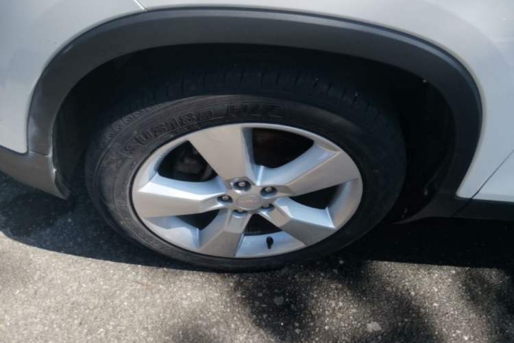 Used Chevrolet Trax 2014 1.4T Automatic Two-Wheel Drive Comfort Version Left Front Wheel Hub