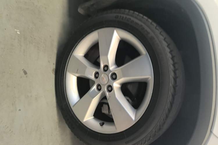 Used Chevrolet Trax 2014 1.4T Automatic Two-Wheel Drive Comfort Version Left Front Wheel Hub