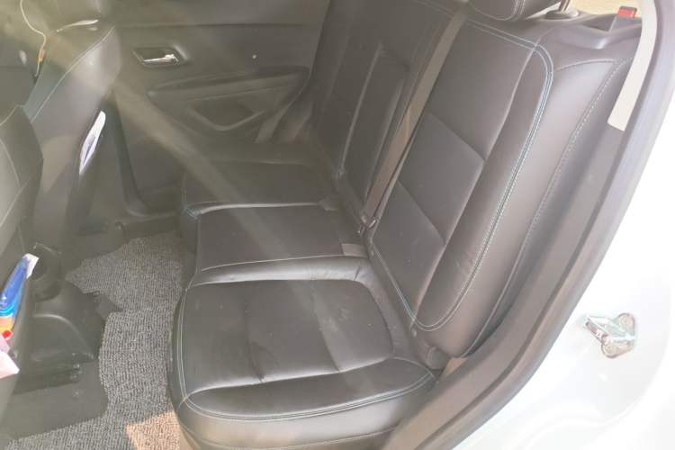Used Chevrolet Trax 2014 1.4T Automatic All-Wheel Drive Flagship Version Left Rear Seat