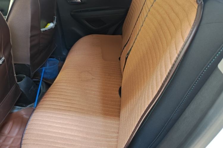 Used Chevrolet Trax 2014 1.4T Automatic Two-Wheel Drive Comfort Version Left Rear Seat